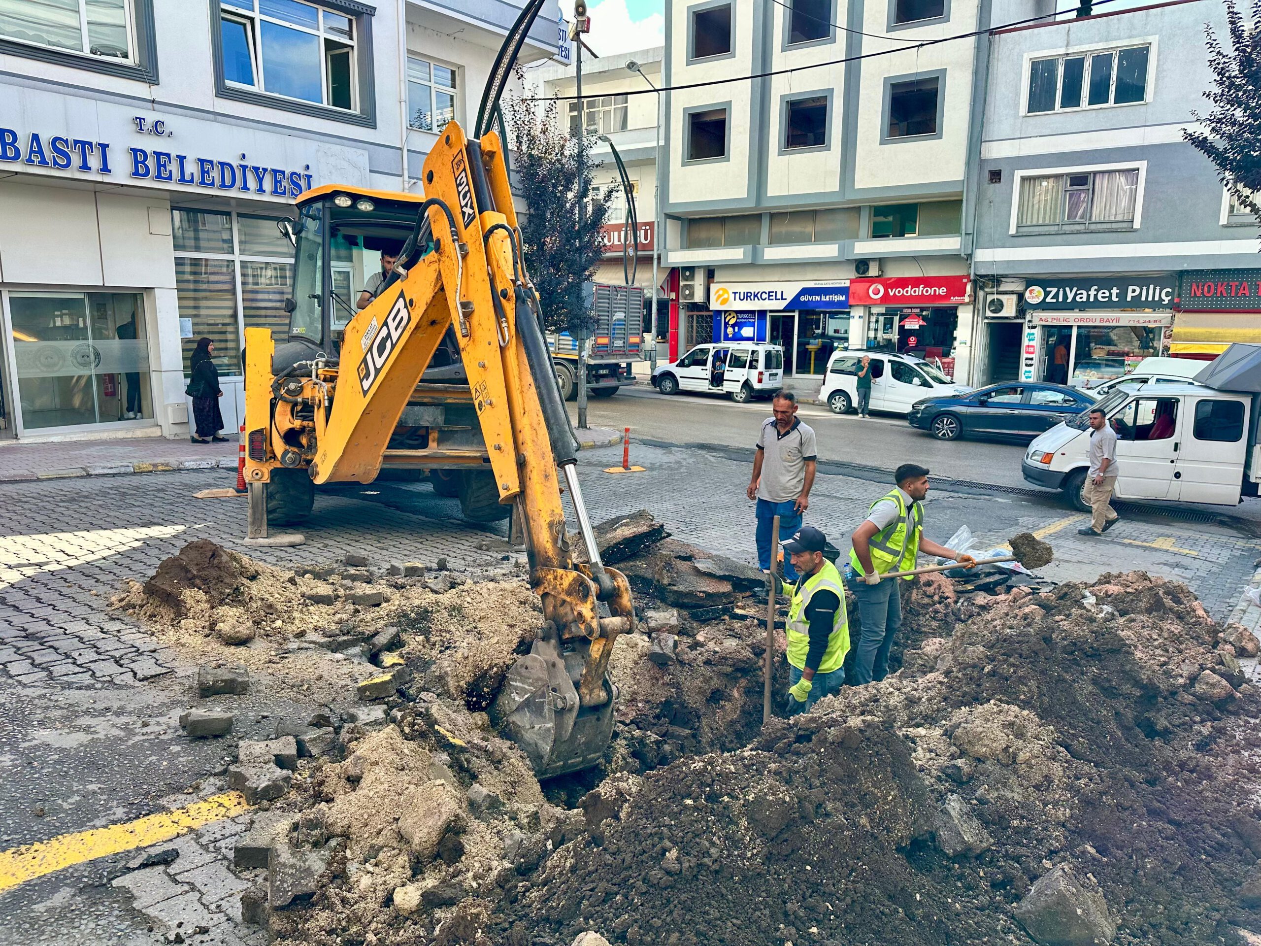 AYBASTI’DA DOĞALGAZ ÇALIŞMALARI SÜRÜYOR